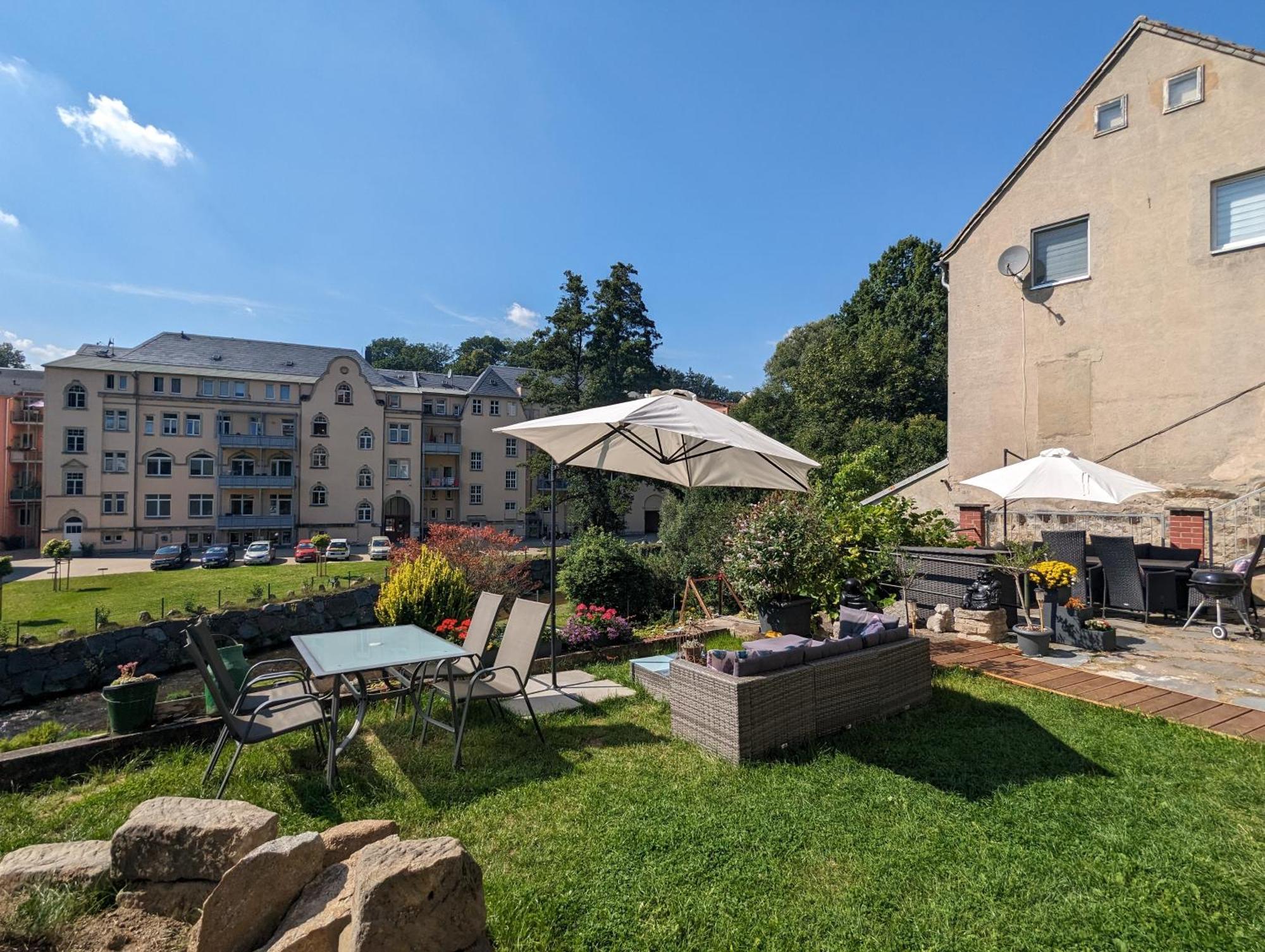 F4 - Urlaubsmagie - Grosse Wohnung Fuer Bis Zu 10 Personen Sebnitz Exterior foto