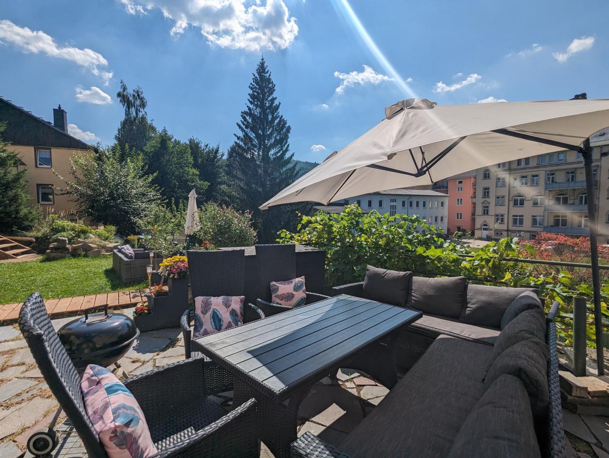 F4 - Urlaubsmagie - Grosse Wohnung Fuer Bis Zu 10 Personen Sebnitz Exterior foto
